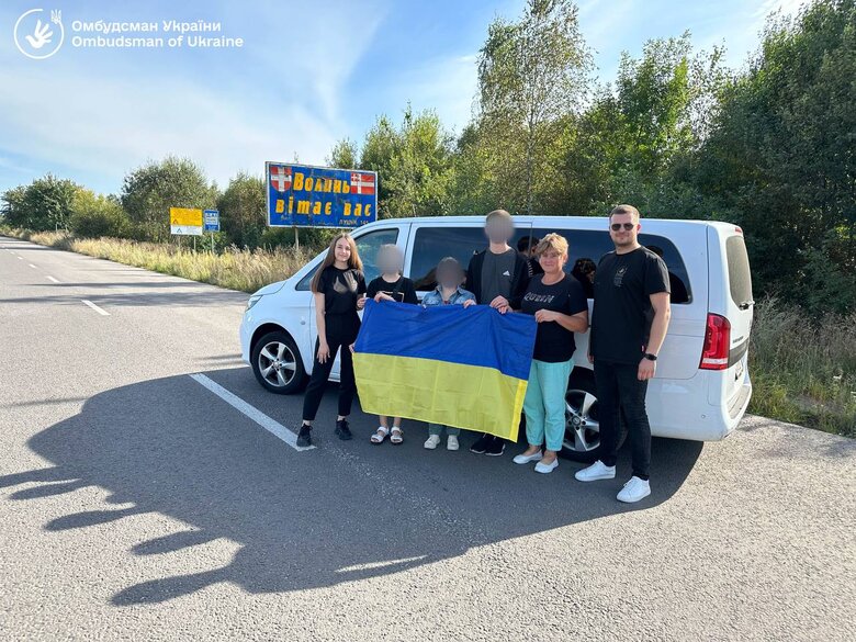 Ще трьох підлітків повернули на підконтрольну Україні територію 01