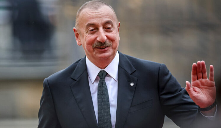 Президент Азербайджана Алиев отменил визит в Москву на 9 мая