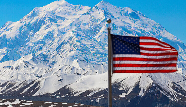 НАТО хочет на этой неделе одобрить военную миссию в Арктике, в частности - в Гренландии, - Reuters