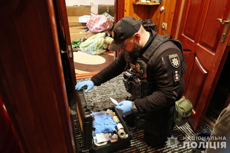 У Запоріжжі чоловік кинув гранату під час перевірки документів
