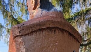 Monument to Shevchenko shot by Russians was restored in Chernihiv region. PHOTO