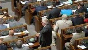 "Дальше бить и держать за жабры будут вас", - в оппозиции рассказали "регионалам" о перспективах. ВИДЕО