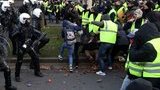 Французький уряд заявив про підтримку "жовтих жилетів" з-за кордону