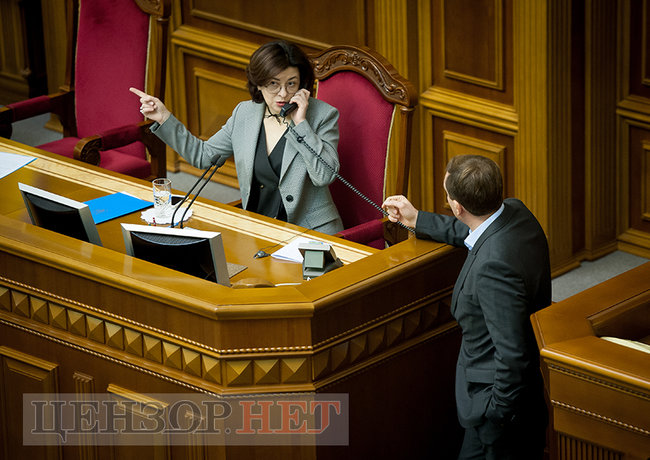 Розмова Лозового з Новинським і Папієвим та суперечка Парубія з Яценком, - день роботи ВР 5 грудня 15