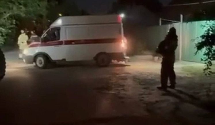 У Донецьку підірвали авто першого заступника начальника Оленівської в’язниці Неєлова, причетного до катувань українських полонених,- джерела. ВIДЕО