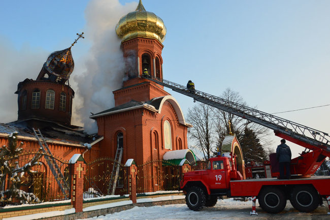 У Дніпропетровській області горіла церква, - ДСНС 01