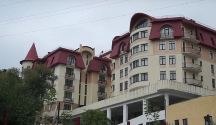 Wife of former SBU head was presented apartment worth more than $1 million, - investigation. DOCUMENT