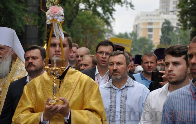 Онуфрій, Новинський, Бойко і віряни: як УПЦ МП хресну ходу проводили 47
