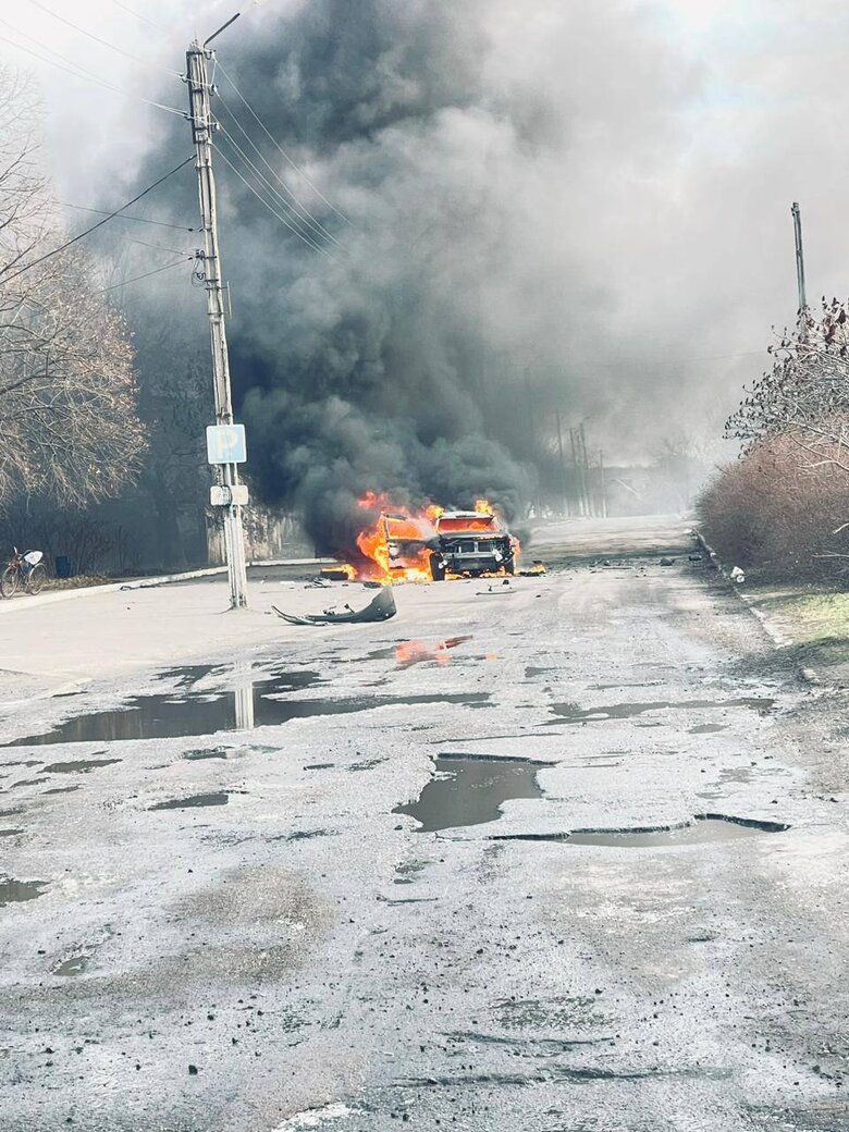 Рашисты ударили по Волчанску: Погибла женщина, еще одна местная жительница пострадала 01
