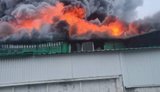 Враг атаковал Волынь дронами: попал в промпредприятие в Маневичах, вспыхнул масштабный пожар. ФОТО