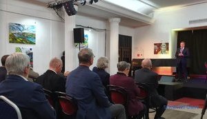 История не должна доминировать в украинско-польских отношениях, - Дещица