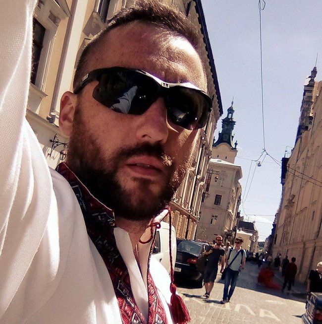 Він діяв так, як підказало серце: одразу побіг до пораненого, щоб людина вижила: спогади про загиблого військового медика Миколу Іліна 04