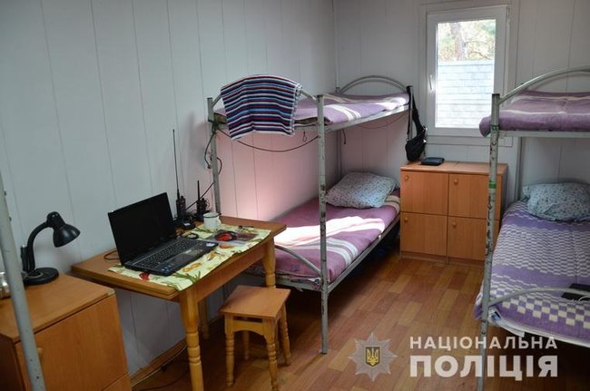 Заработал обновленный полицейский блокпост Петропавловка на Луганщине 04