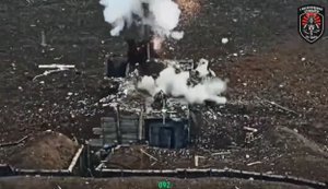 Двое бойцов 142-й ОМБр зачистили блиндаж с оккупантами и уклонились от сброса с дрона. ВИДЕО