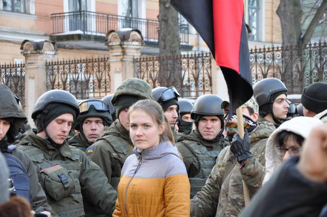 Donbas blockade supporters put up tent near Presidential Administration 06