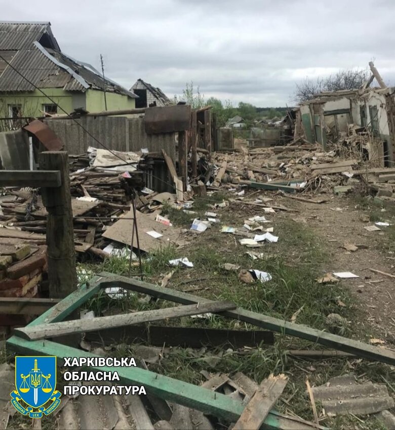 Россияне в полдень обстреляли село на Харьковщине, один человек получил ранения 06 Россияне в полдень обстреляли село на Харьковщине, один человек получил ранения 06