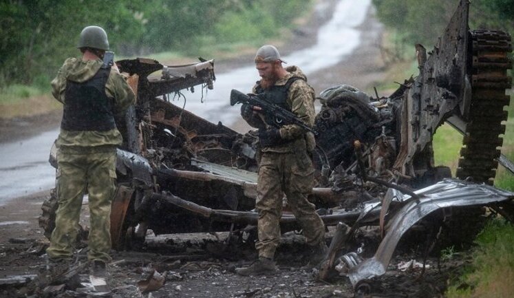 Що відбувається в районі Сєверодонецька, і наскільки велика загроза?