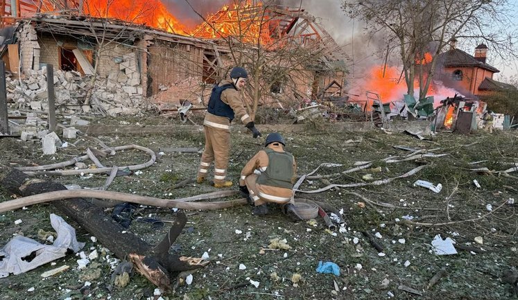 Последствия атаки РФ на Житомирщмну: под ударами Житомир и Бердичев, погиб человек, по меньшей мере 5 пострадавших. ФОТОрепортаж