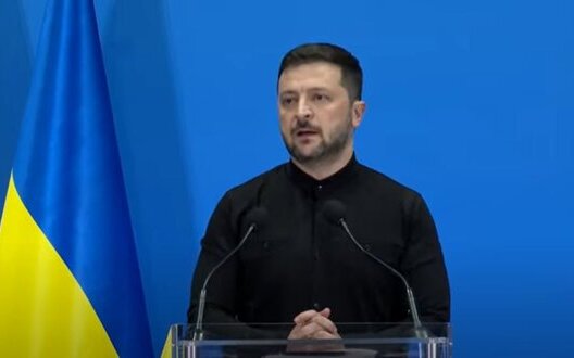 Zelenskyj se je s francoskim zunanjim ministrom pogovarjal o zračni obrambi in večkratnem državljanstvu ter potrdil srečanje z Rusijo v Turčiji