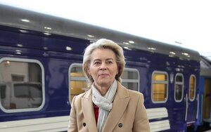 фон,дер,урсула,ляєн