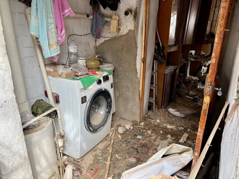 Consequences of morning shelling of Mykolaiv 07