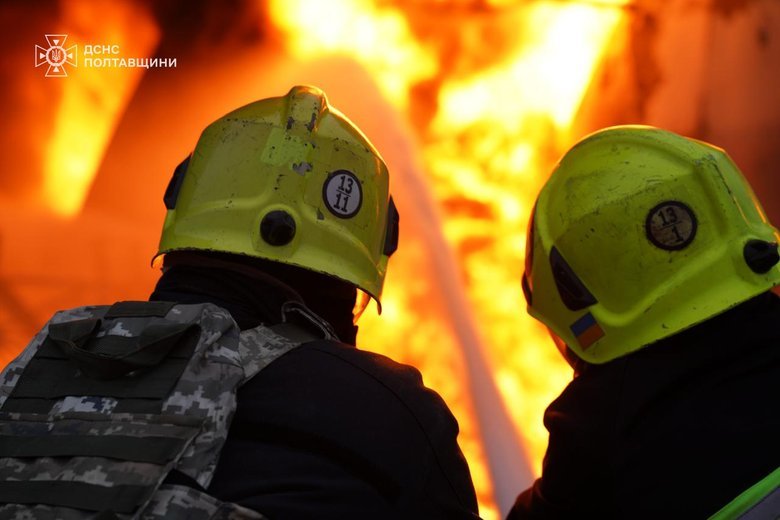 Комбінований удар РФ по Полтавській області спричинив пожежі на об’єктах енергетики