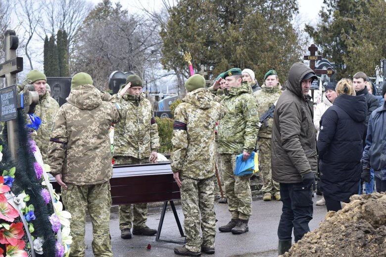 Пограничник Александр Приймак погиб, отражая вражескую атаку в Донецкой области 04