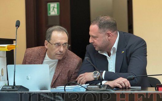 "Все выезды были с разрешения": защита Ермака опровергла нарушение меры пресечения во время поездок на фронт
