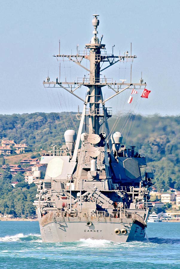 Сі-Бриз-2017: ракетний есмінець ВМС США USS Carney у Чорному морі 01 Сі-Бриз-2017: ракетний есмінець ВМС США USS Carney у Чорному морі 01