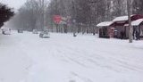 Житомир в плену двухметровых сугробов: в городе транспортный коллапс. ВИДЕО