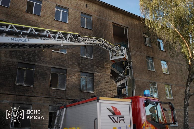 Удар по школі в Солом’янському районі Києва: що відомо?