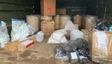 Более 3 тонн прекурсоров и огнестрельное оружие изъяли в ходе обысков у участников преступной группы, торговавшей амфетамином, - ГПСУ. ВИДЕО+ФОТОрепортаж