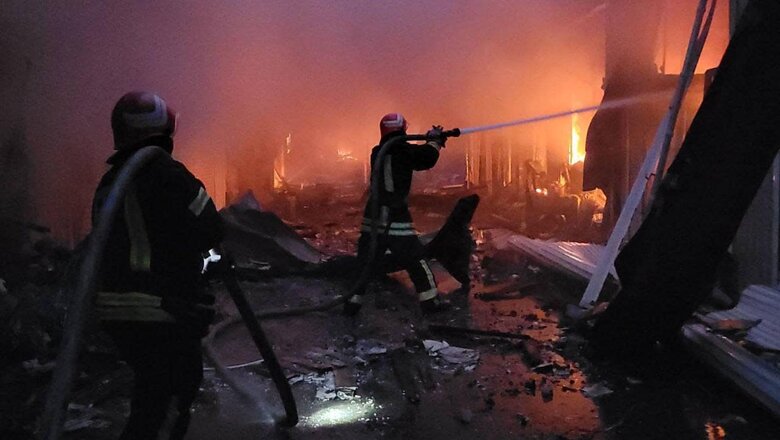 Последствия обстрела Одессы российскими захватчиками 04