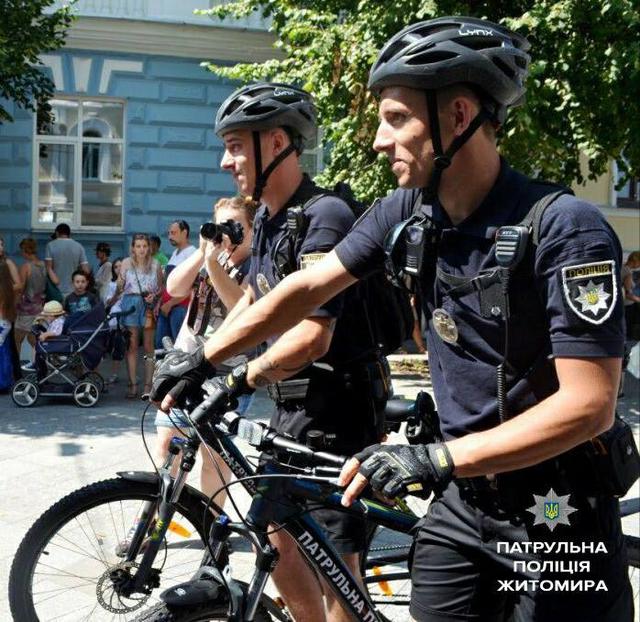 Велопатруль у Житомирі приступив до роботи 05