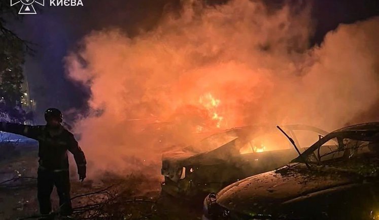 Понад 2200 дронів, близько 1650 КАБів та 38 ракет випустила РФ по Україні за тиждень, - Зеленський. ВIДЕО