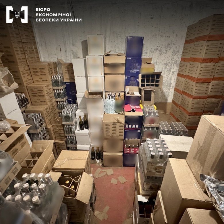 БЕБ викрило продаж фальсифікованого алкоголю на Буковині