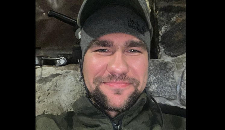 Український фіксер Антон Бондаренко, який допомагав французьким телеканалам висвітлювати війну, загинув на фронті. ФОТО