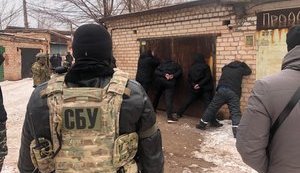 Пресечена деятельность крупной наркогруппировки на Днепропетровщине, которая ежемесячно производила 10 кг метамфетамина, - СБУ. ФОТО