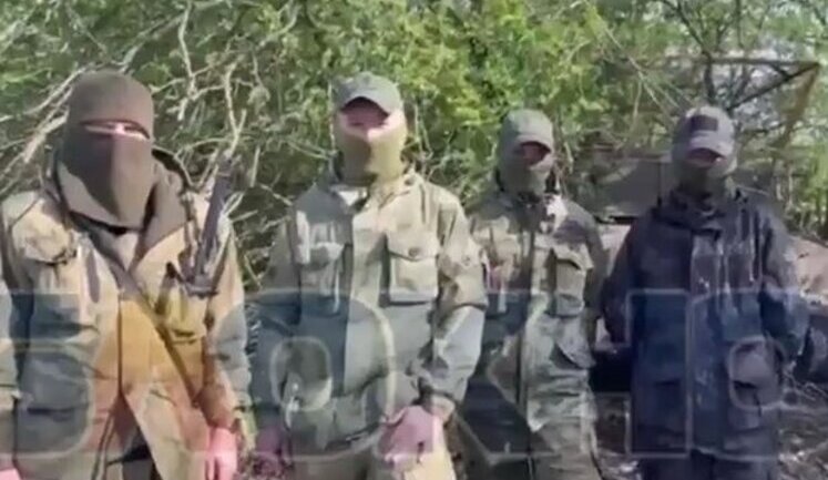 "We’ll come for you, wait for us" - military from Voronezh threaten to kill a United Russia official. VIDEO