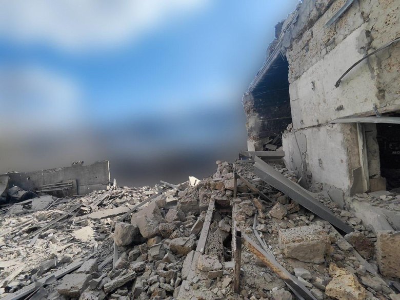 РФ масовано атакувала КАБами Херсонщині 19 квітня: що відомо?