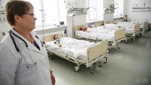Почти все области выплатили 300%-ную надбавку медработникам за март, - Степанов