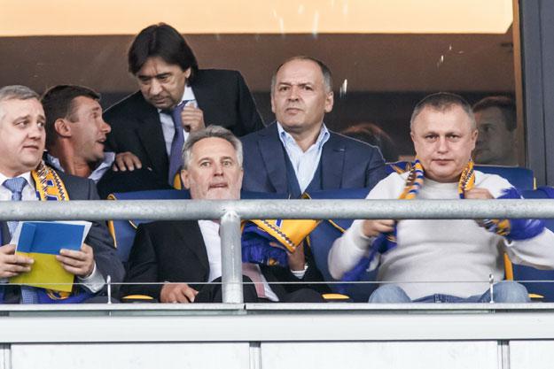 ющенко янукович ахметов