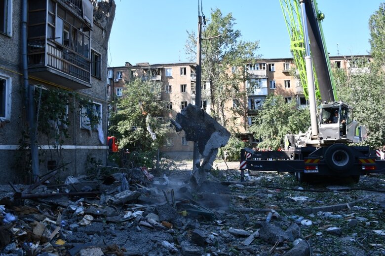 Кількість загиблих внаслідок обстрілу Миколаєва рашистами зросла до 5 осіб, - ДСНС 06