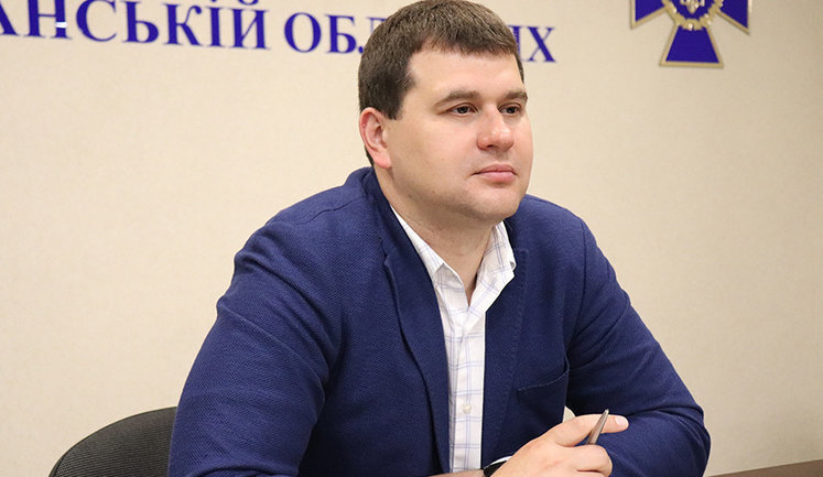 Перший заступник начальника ГУ СБУ у Донецькій і Луганській областях Євген Русінов: "Особа з ОРДЛО, яка "проголосувала" на виборах в РФ, про це може навіть не знати"