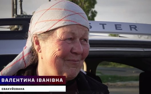 "Я не буду жити під окупантами": десантники 7 корпусу ДШВ евакуювали жительку селища біля Покровська. ВIДЕО