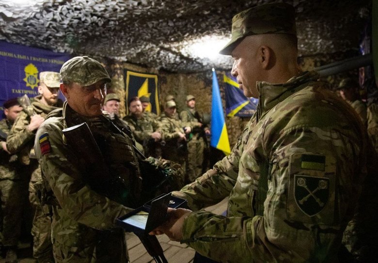 Syrskyi visited Airborne Forces units in the Pokrovsk direction