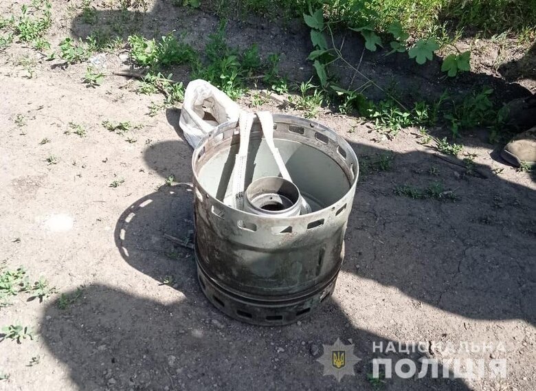 Росіяни завдали ракетного удару по Кураховому. Під обстрілом опинились ще 14 населених пунктів Донеччини. Серед загиблих і постраждалих є діти, - Нацполіція 02 Росіяни завдали ракетного удару по Кураховому. Під обстрілом опинились ще 14 населених пунктів Донеччини. Серед загиблих і постраждалих є діти, - Нацполіція 02