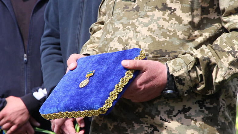 Soldiers of 91st separate regiment of operational support Andrii and Oleksandr Kozyrka, who died in battle with Russian occupiers, were buried in Sumy region 10