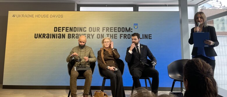 Звільнена з полону парамедик Паєвська (Тайра) у Давосі розповіла про жахи російської окупації і геноцид українців 02