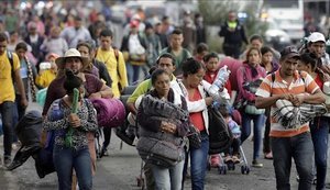 Уряд США пропонує $3000 за добровільний виїзд для нелегалів